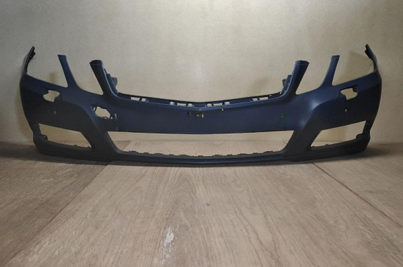 Бампер передний под омыватели и парктроники Mercedes E-Class W212 2009-2013 (Тайвань)